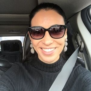 Meet your Posher, Paula